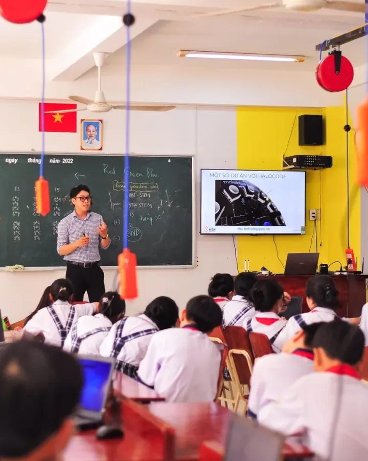 Lớp học nhóm buổi tối